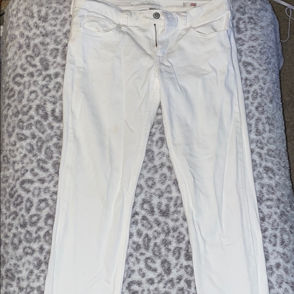 Arizona Super Skinny White Jeans. Size 7.